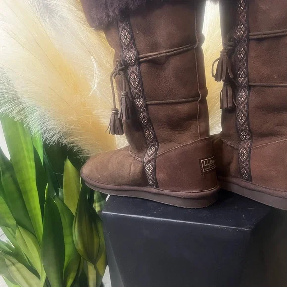 Chocolate Brown Suede L.L.Bean Women's Boots Size 11 - Picture 5 of 6
